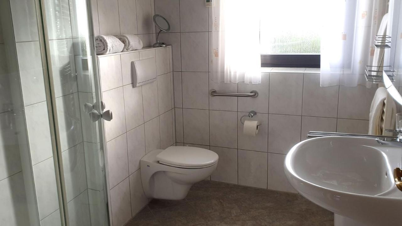 Ferienwohnung Mit Terrasse, Kostenloses Wlan, Parkplatz 바트왼하우젠 외부 사진